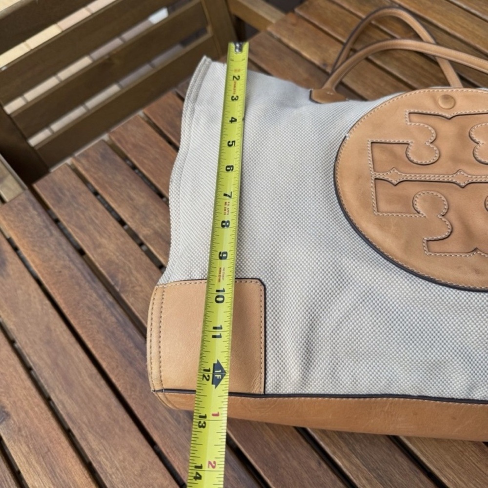 Large Tory Burch Cream and Tan Tote Bag - Picture 8 of 15